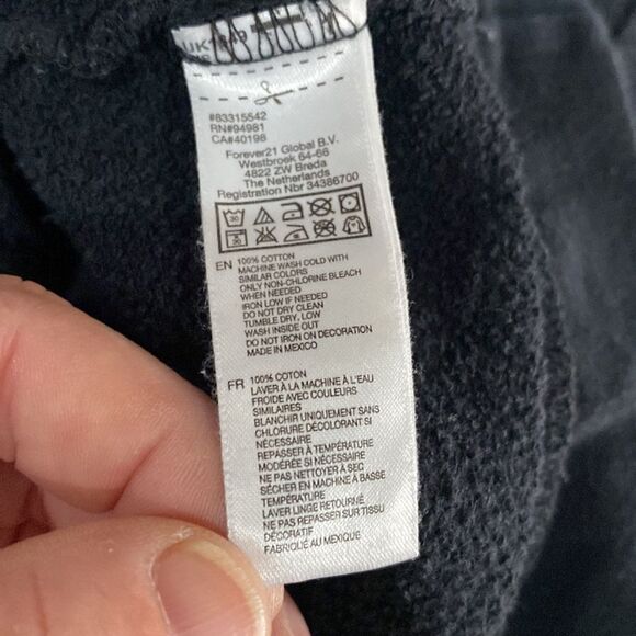 Disney Winnie the Pooh sweater - Picture 4 of 4